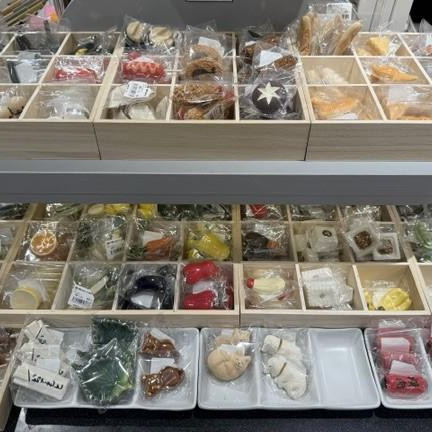 まるで本物？！　可愛い箸置きはいかがですか♪