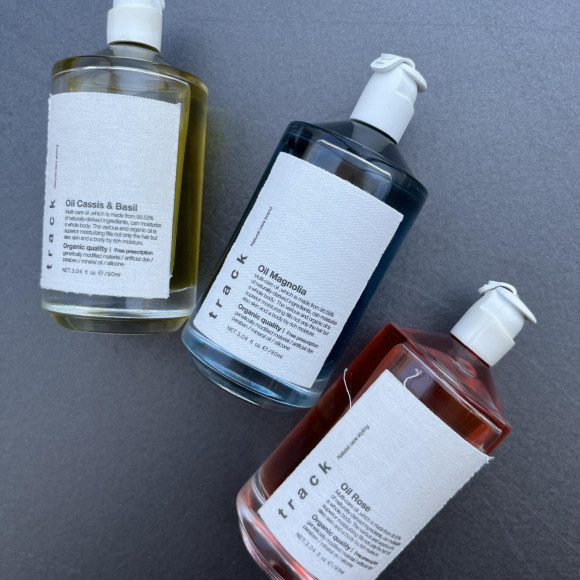 キンモクセイが香るtrack oilシリーズ再入荷☆