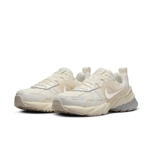 【NIKE W V2K RUN】