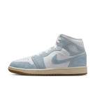 【NIKE　W AIR JORDAN 1 MID SE】