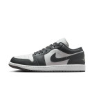 【NIKE　AIR JORDAN 1 LOW】