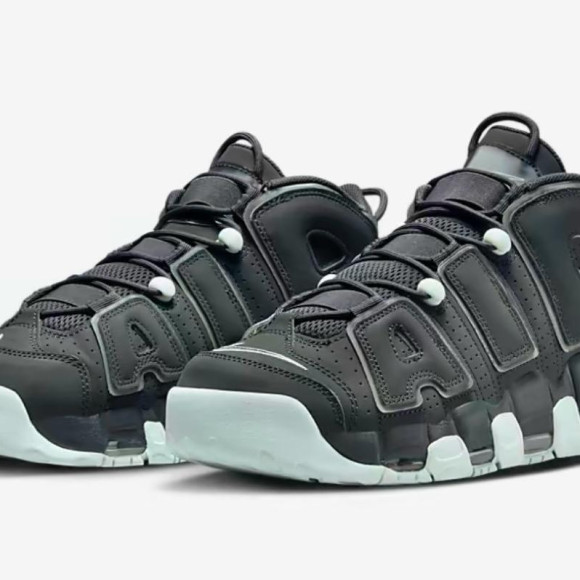 【NIKE AIR MORE UPTEMPO】