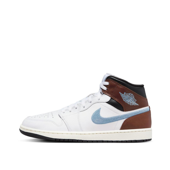 【NIKE AIRJORDAN1 MID SE】