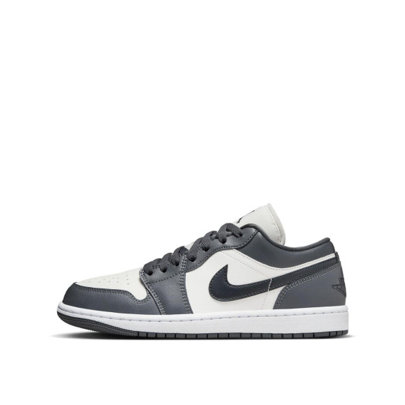 【NIKE AIRJORDAN1 LOW】