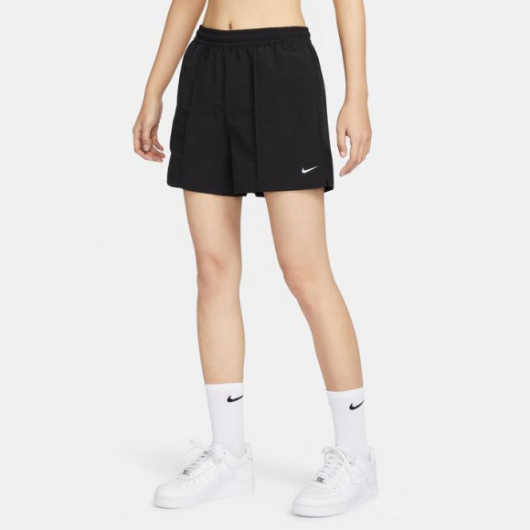 【NIKE W ESS WVN SHORT】