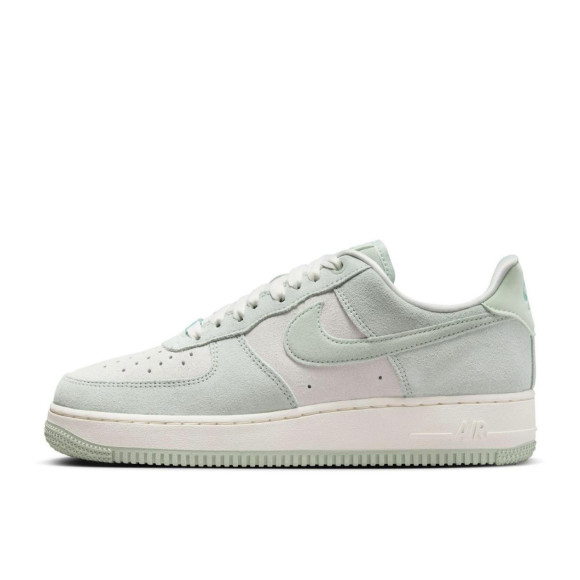 【W AIR FORCE 1 '07 SE】