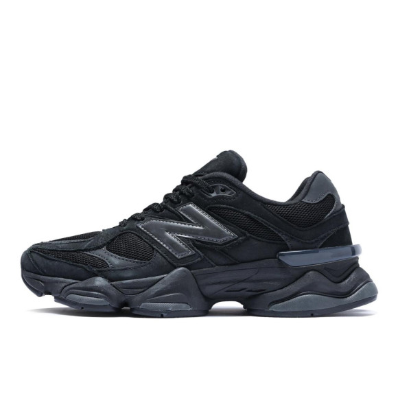 【NEWBALANCE　U9060ZGE】