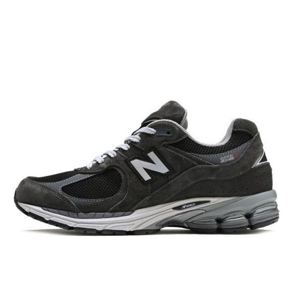 【NEWBALANCE U2002RA】