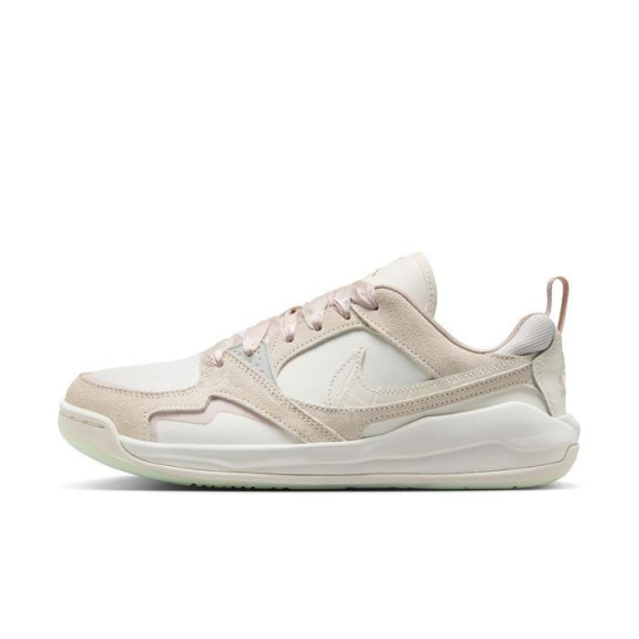 【NIKE　W JORDAN CMFT ERA】