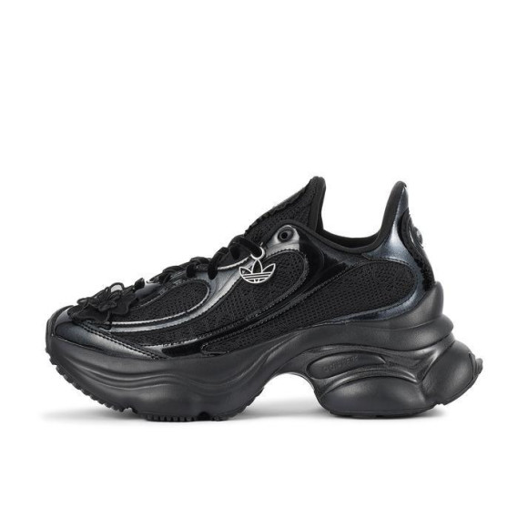 【ADIDS　OZVENUZ W】