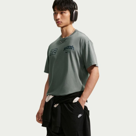 【NIKE　M TEE LSE SPEED AND SPO】