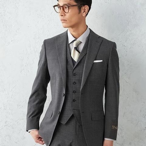 セパレートベスト付きスーツ