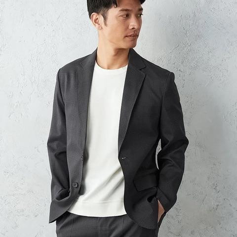 軽くて涼しいセットアップ