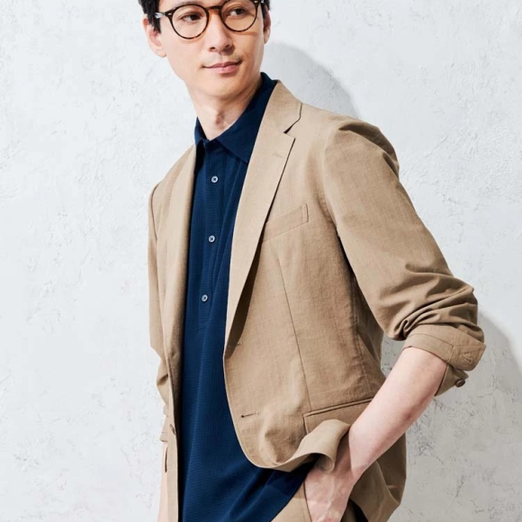 暑い季節でも快適！冷感素材で涼しいスーツ！