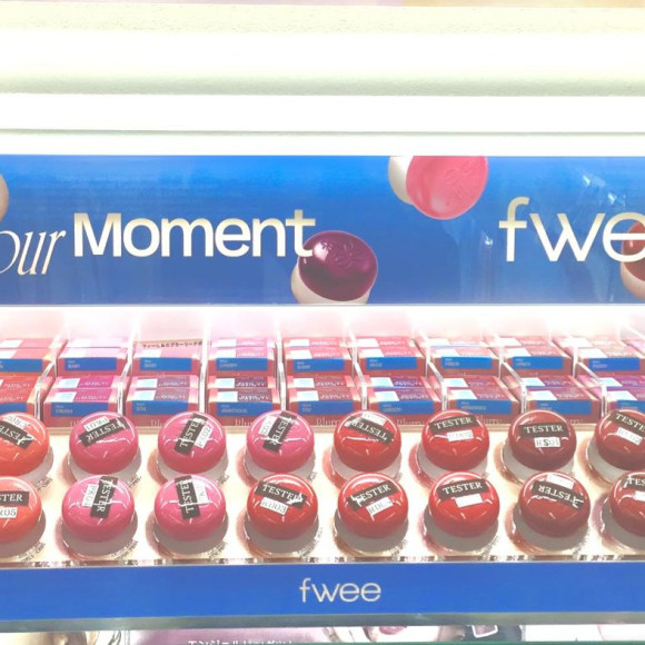 話題のfwee リップ＆チークが入荷！