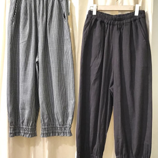 ふっくら裾ゴム入り9分丈パンツ !!