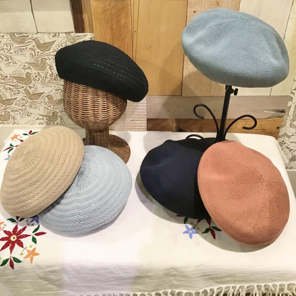 新作帽子入荷しました♡♡