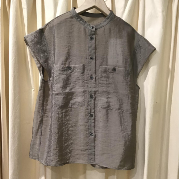 ꫛꫀꪝ✧‧˚フレンチ袖ブラウス