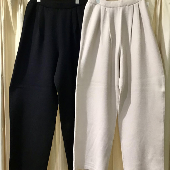 ゆるテーパードパンツ