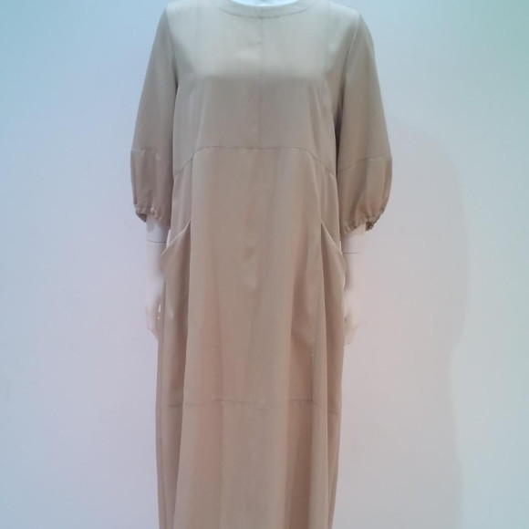 　　　　　　　　　♡春のキレイ目ワンピース♡