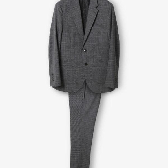 新作スーツ入荷しました！