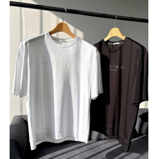 ロゴプリント Tシャツ