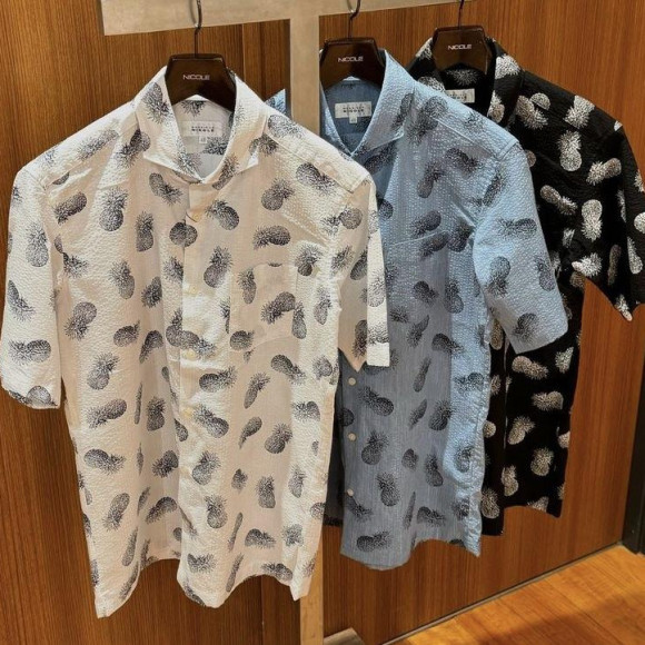 パイナップルプリント カッタウェイカラー半袖シャツ