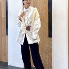 에모에레의 오버사이즈 셔츠...