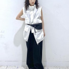 一枚羽織るだけで、コーディネー...