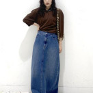 後ろのタックが可愛いデザインで...