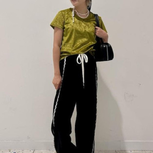 普通のTシャツ着るならコレ！な...