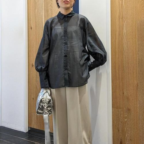 暖かくなると着たくなるシアーシ...