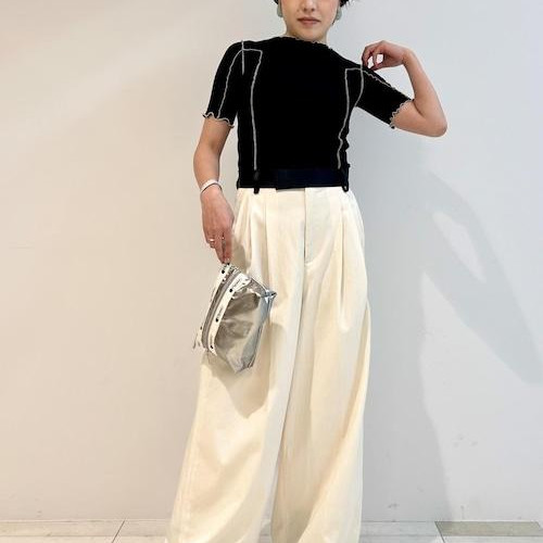 ピッタリラインがモダンで格好良...