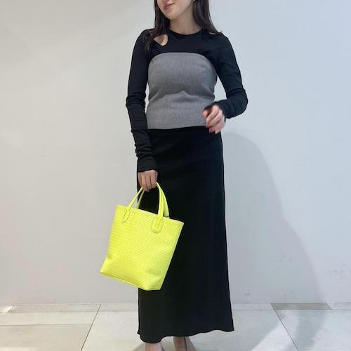 胸元のデザインが可愛いワンピー...