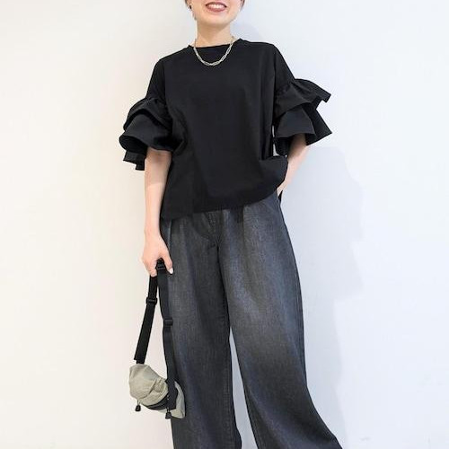 お袖のフリルが可愛い1枚で決ま...