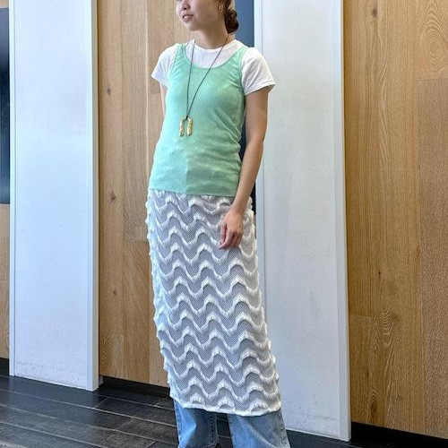 デニムとレースのレイヤードの気...