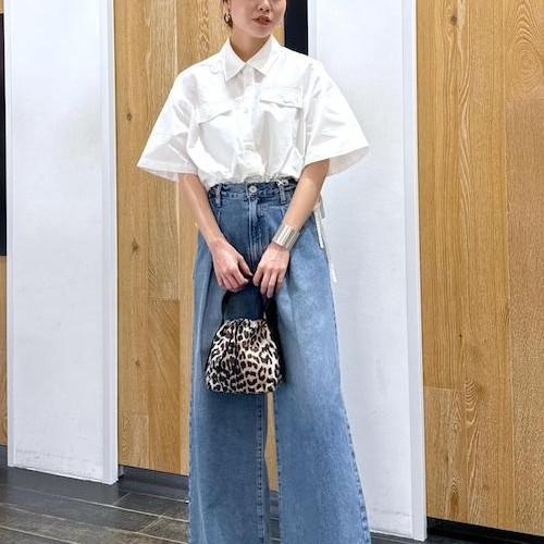 今回はクロップドギャザリングシ...