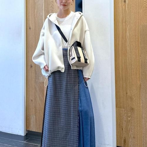 大人気のフーディーブルゾンのご...