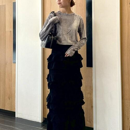 去年大人気だったフリルニットス...