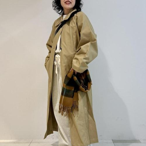 Loosely rough sweat stai...