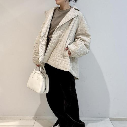 Nuanced brown one-toe...