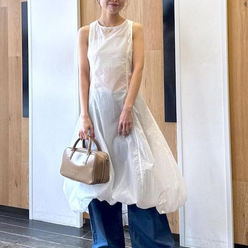 已經進貨了。...