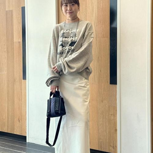 夏に大人気だったTシャツが秋は...