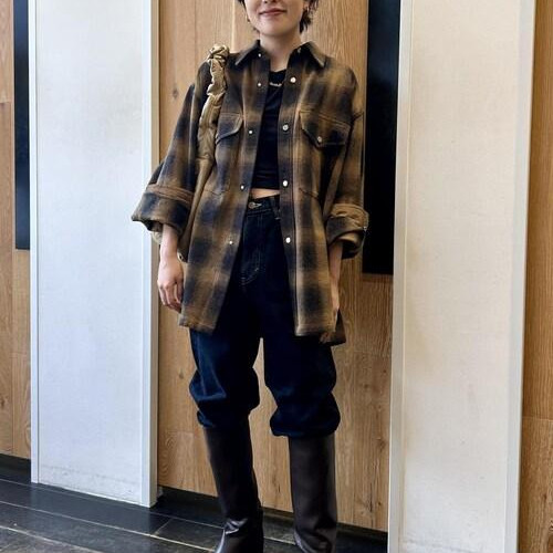 大人っぽいチェック柄とカラーバ...