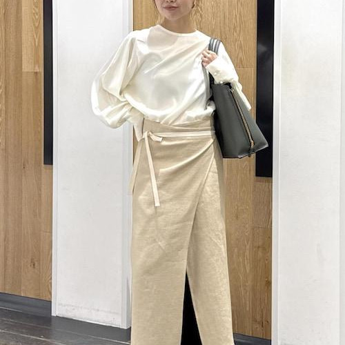 春のお仕事スタイリングのご紹介...