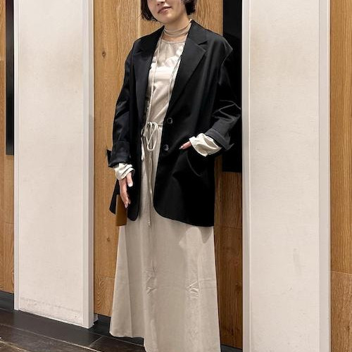 春に着たい〝巻きワンピース〟が...