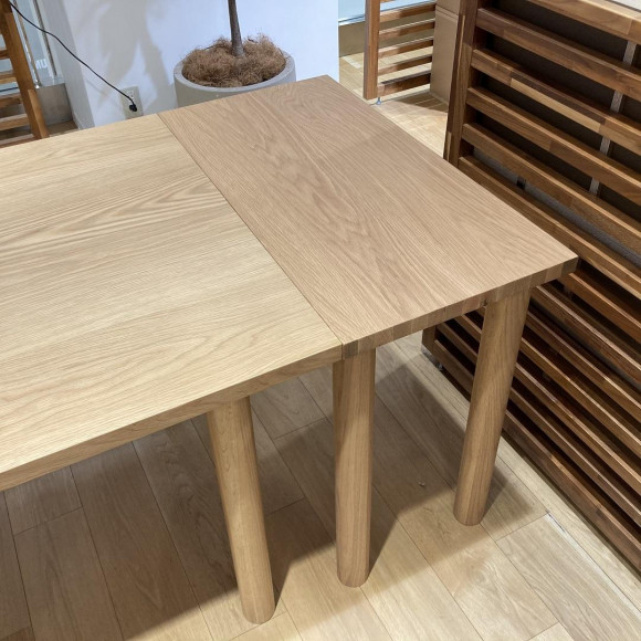 無印無印良品 板と脚でできた木製テーブル 80×80