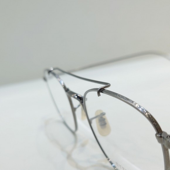 EYEVAN】ビッグサイズのツーブリッジメタル“DAZZLING EYEVAN】ビッグサイズのツーブリッジメタル“DAZZLING
