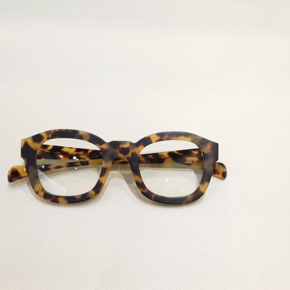 【jacgues durand】角丸なデザインの新作“368(BIOKO) ”