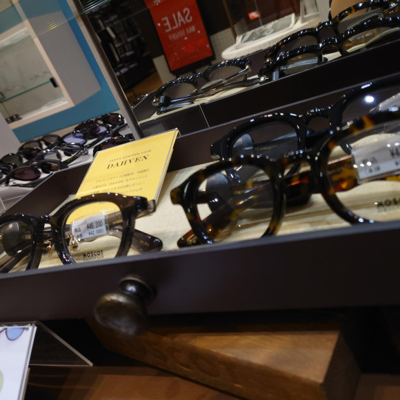 【MOSCOT】ダーヴェン久々再入荷！！